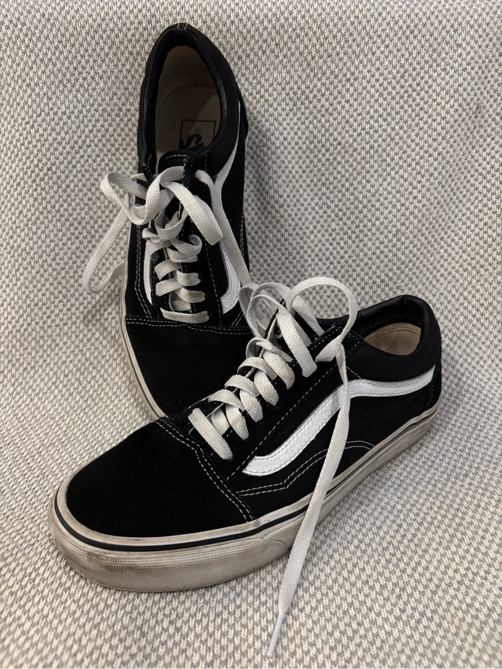Vans Old Skool Classic Black White Sneakers Women’s 8